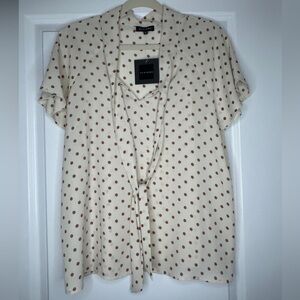 Pleione Cream Short Sleeve Tie Front Blouse